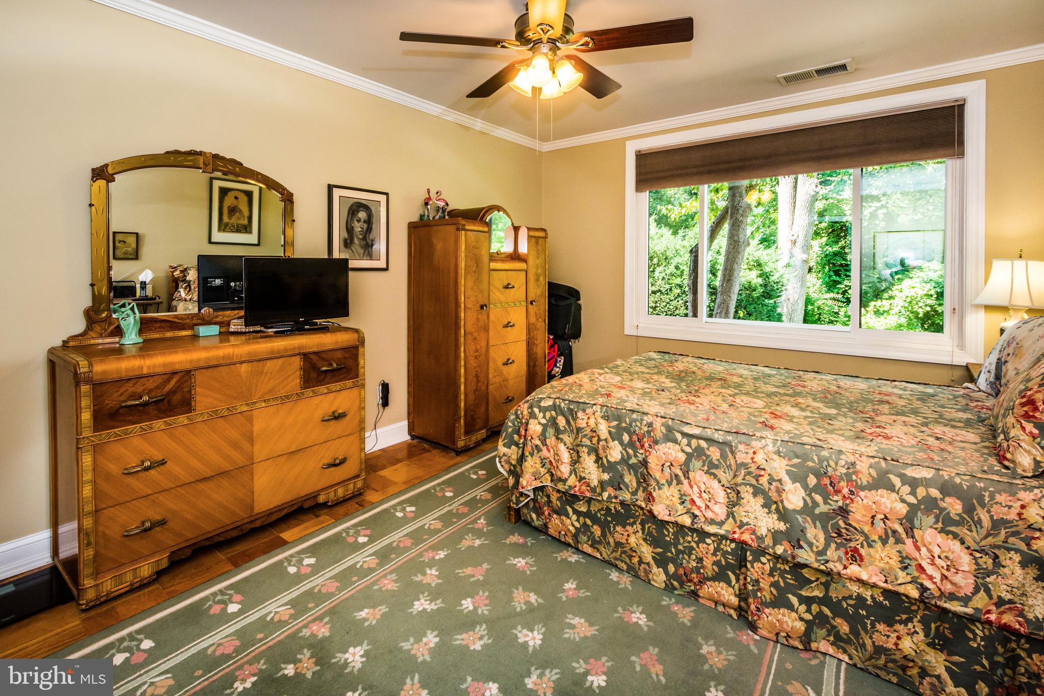 22 Cross Keys Road, Unit 22C Baltimore, MD 21210 - Photo 15 of 38 Spacious Master Bedroom.