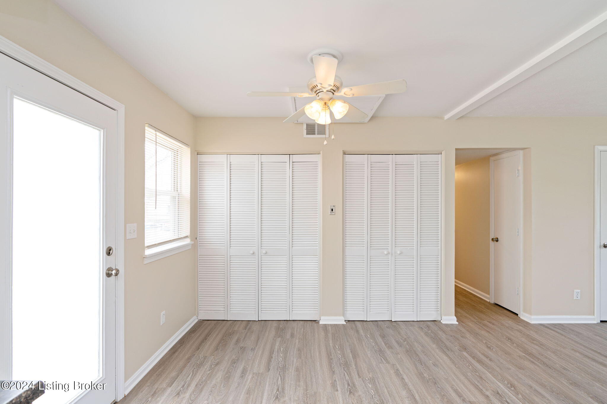 11209 Torrington Road Louisville, KY 40272 - Photo 21 of 32 11209 Torrington Rd-20