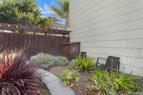 $998,000 | 1002 Rhode Island Street, Unit 1, San Francisco, CA 94107