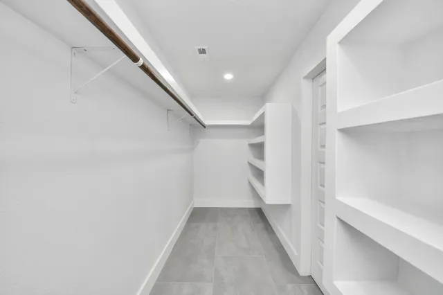 $2,300 | 15411 Town Green Drive, Houston, TX 77083