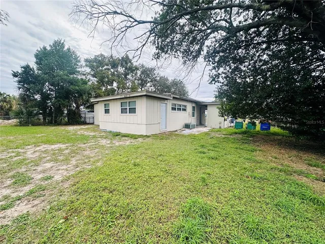 $2,300 | 6033 Balboa Drive, Orlando, FL 32808