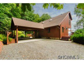 9 Poplar Forest Road Fairview, NC 28730 - Photo 2 of 24 Gallery Image 2