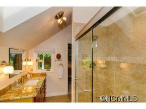 9 Poplar Forest Road Fairview, NC 28730 - Photo 14 of 24 Gallery Image 14