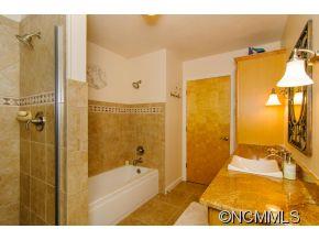 9 Poplar Forest Road Fairview, NC 28730 - Photo 15 of 24 Gallery Image 15