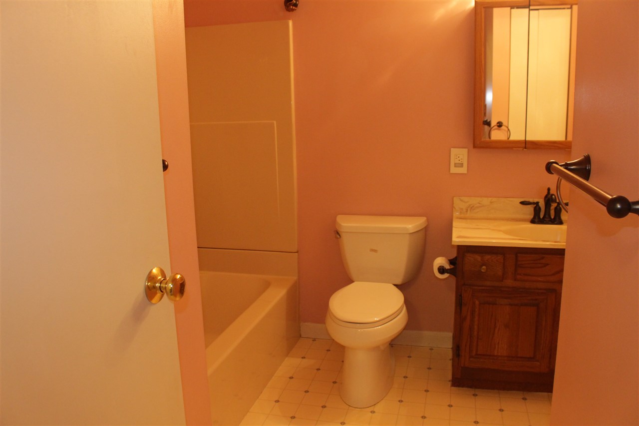 20 Gilbert Square, Unit 20 Milton, VT 05468 - Photo 14 of 29 Gallery Image 14