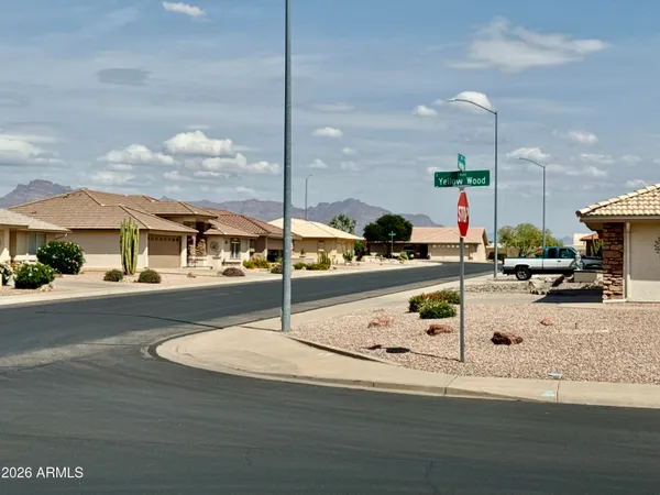 $695,000 | 2406 South Yellow Wood, Mesa, AZ 85209