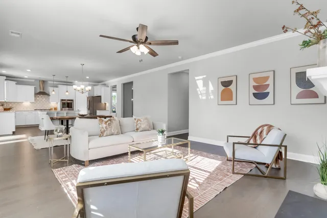 $641,000 | 185 Whaler Avenue, Summerville, SC 29486