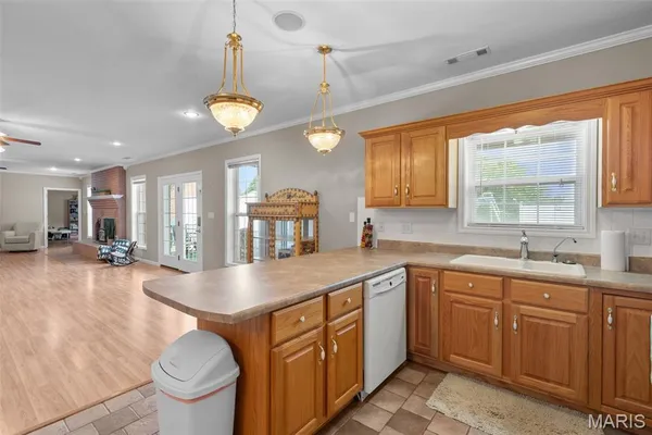 $640,000 | 14108 Lynn Road, Poplar Bluff, MO 63901
