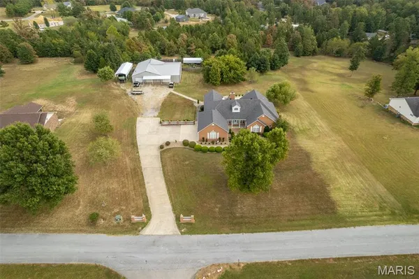 $640,000 | 14108 Lynn Road, Poplar Bluff, MO 63901