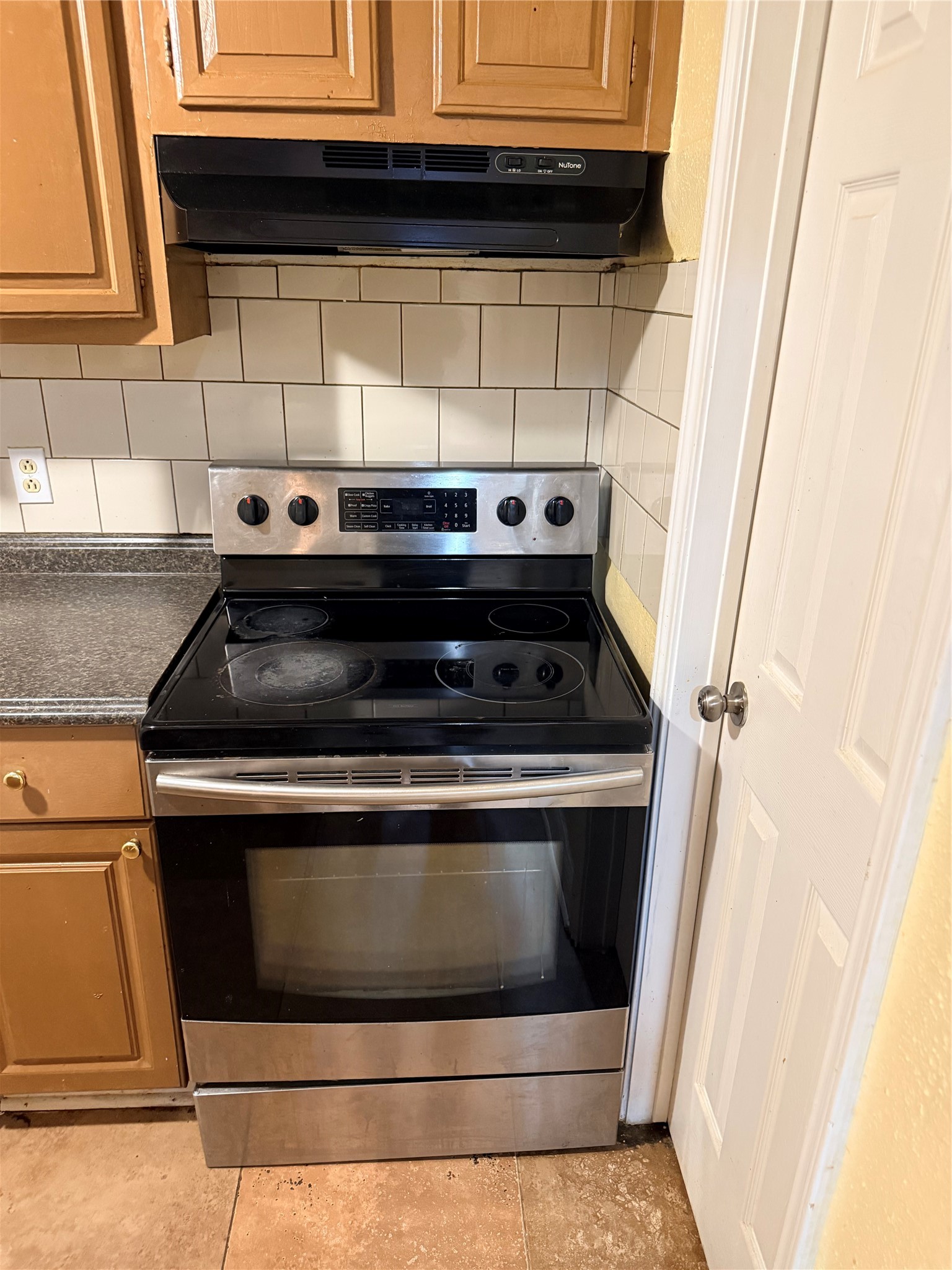 7047 Bissonnet Street, Unit 32 Houston, TX 77074 - Photo 4 of 13