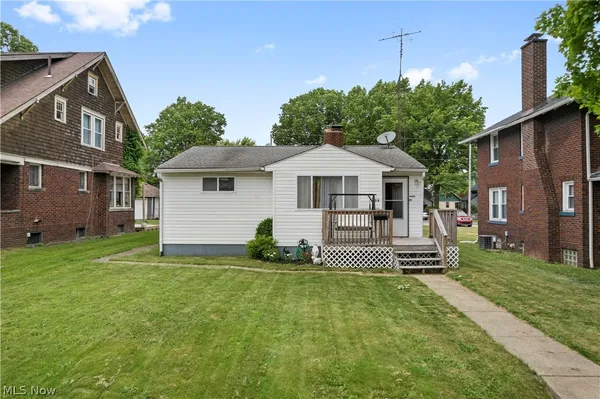 $114,900 | 434 East College Street, Alliance, OH 44601