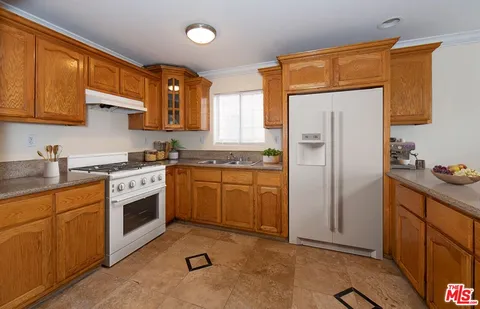 $875,000 | 6323 San Pedro Street, Los Angeles, CA 90003