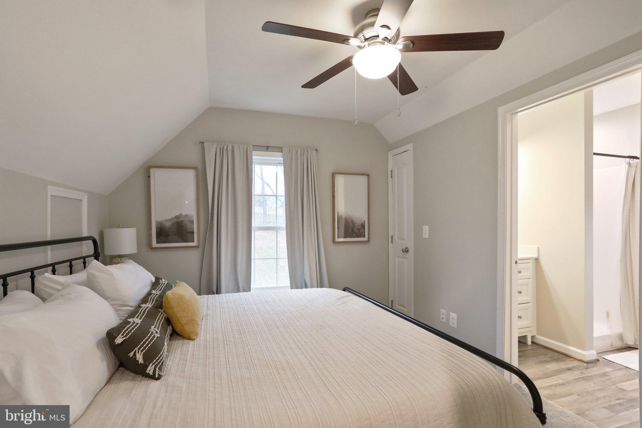 261 Sunset Village Road Front Royal, VA 22630 - Photo 26 of 80 Upper Level Primary Bedroom 2