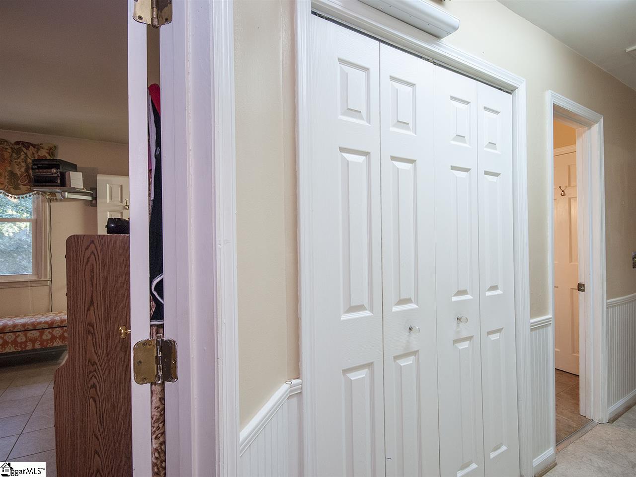 406 Adams Mill Road Mauldin, SC 29662 - Photo 17 of 34 Gallery Image 17