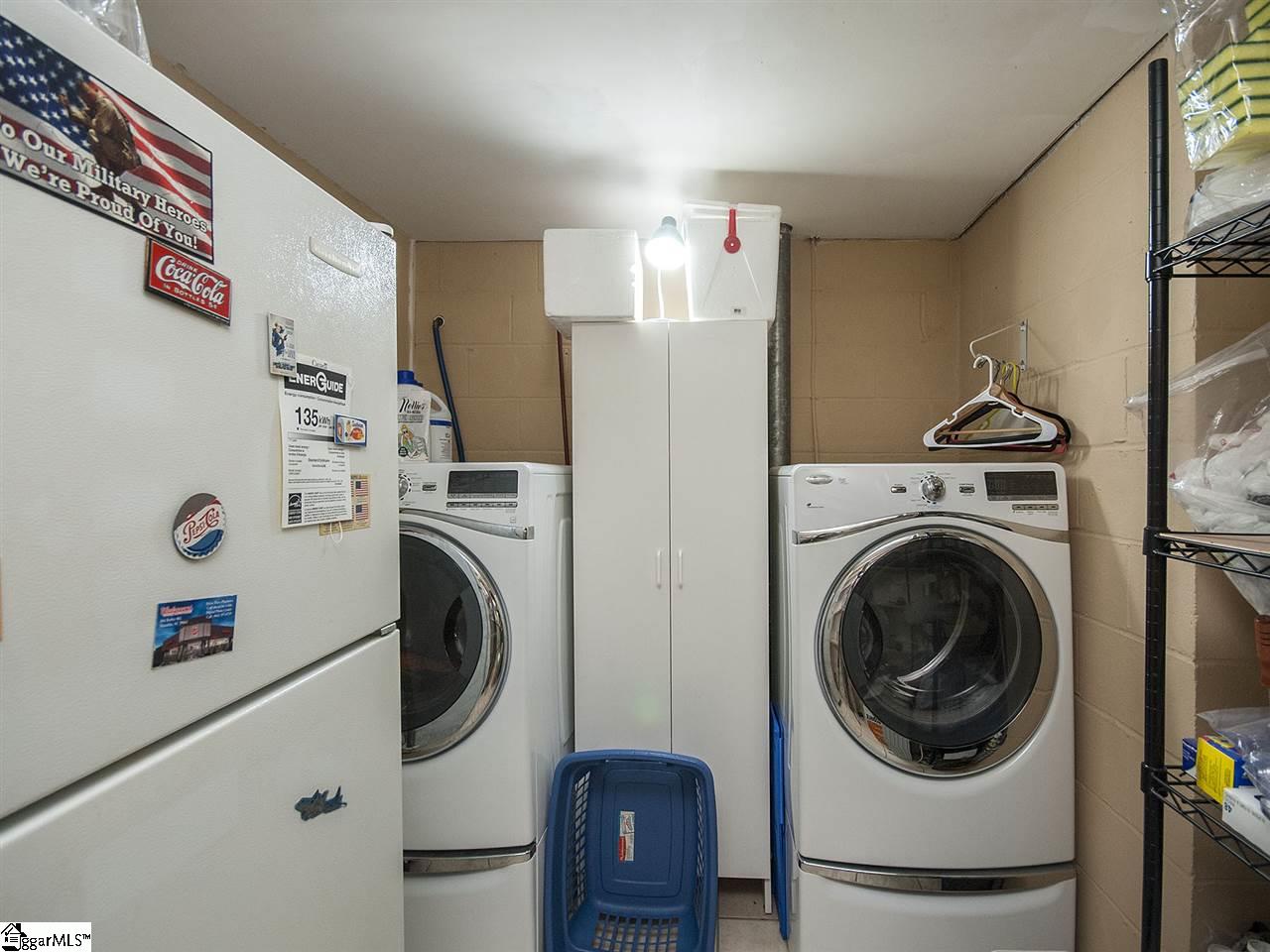 406 Adams Mill Road Mauldin, SC 29662 - Photo 10 of 34 Gallery Image 10