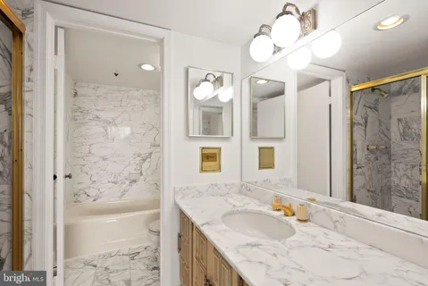 $595,000 | 1101 South Arlington Ridge Road, Unit 608, Arlington, VA 22202