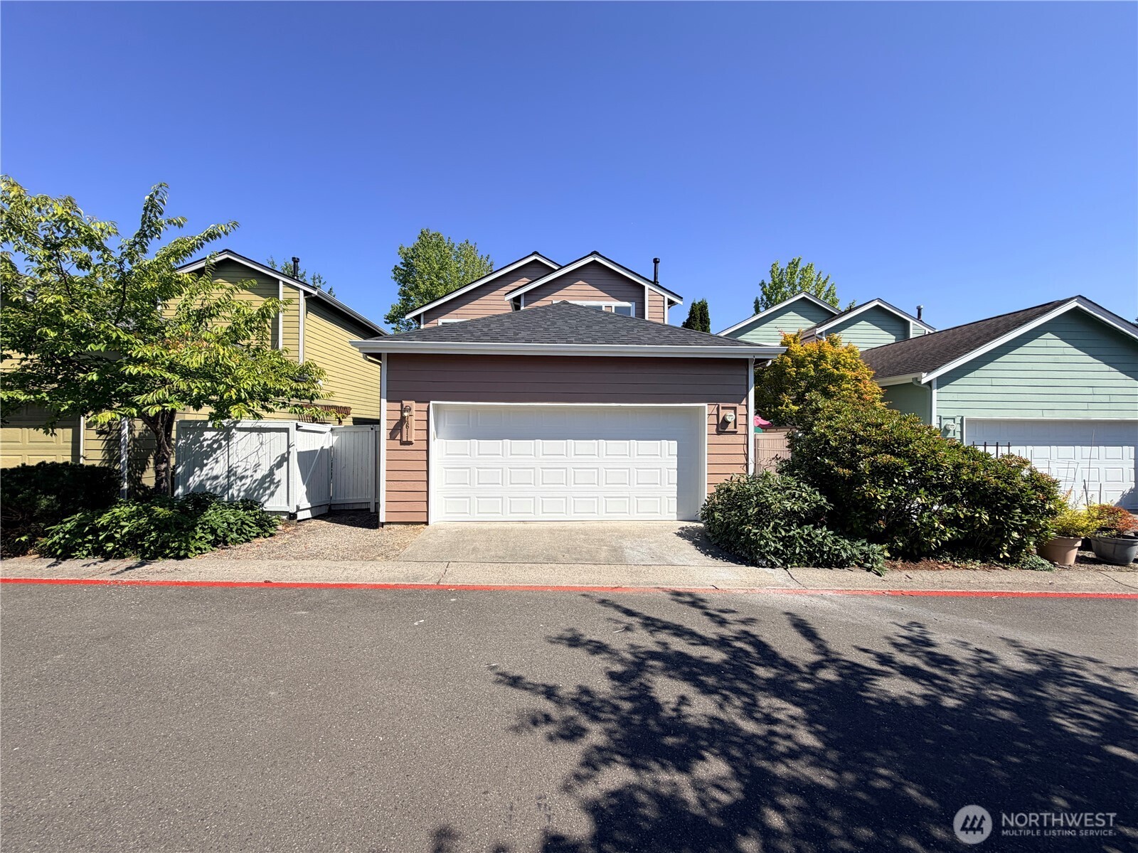 4611 Northeast 5th Place Renton, WA 98059 - Photo 34 of 37 Gallery Image 34