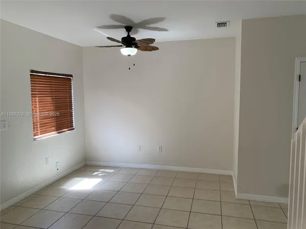 $2,000 | 3001 Southeast 17th Avenue, Unit 3001, Homestead, FL 33035
