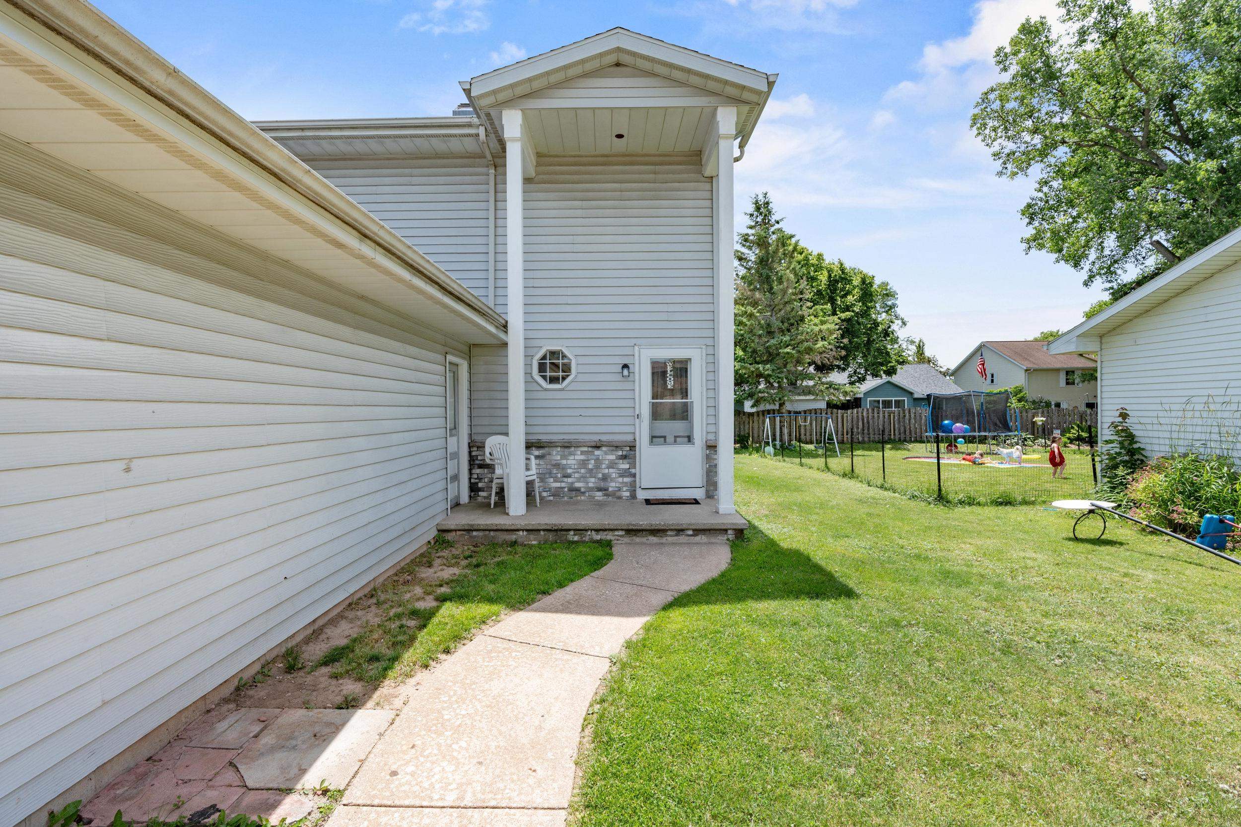 1633 West Weiland Lane Appleton, WI 54914 - Photo 20 of 52
