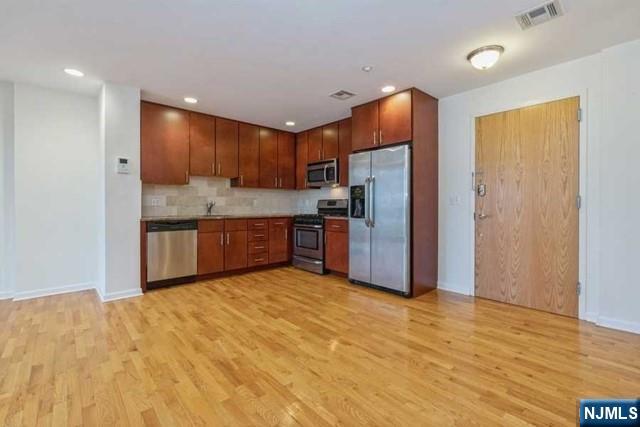 17 Meadow Road, Unit 306 Rutherford, NJ 07070 - Photo 3 of 19