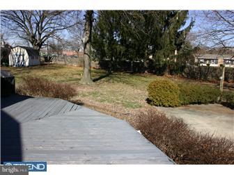 65 Warwick Road Stratford, NJ 08084 - Photo 6 of 7 Exterior Back