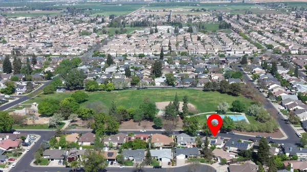 $500,000 | 2700 Oaklawn Drive, Modesto, CA 95355