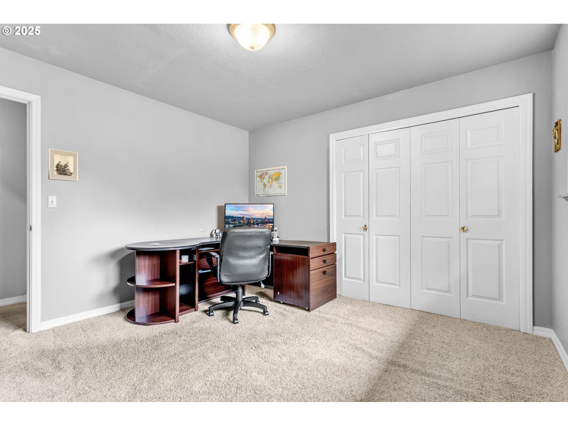 1114 Northeast 137th Avenue Portland, OR 97230 - Photo 26 of 45 a workspace with furniture and a window