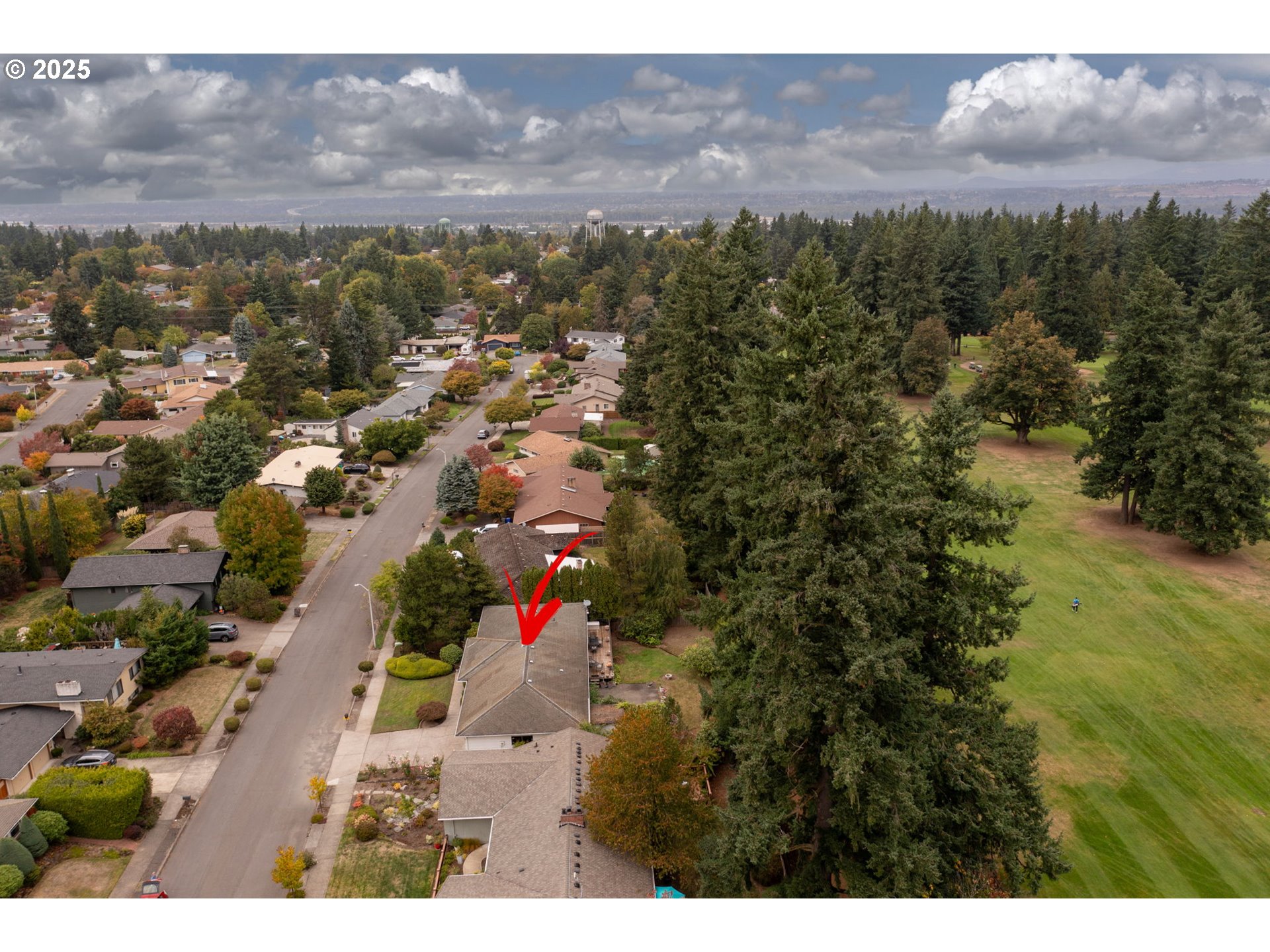 1114 Northeast 137th Avenue Portland, OR 97230 - Photo 43 of 45 a view of a city with mountain