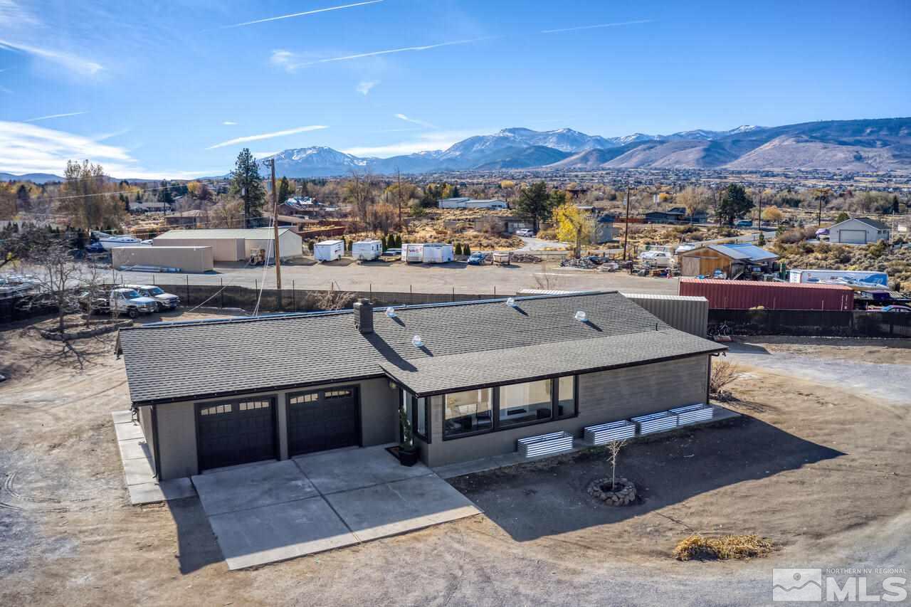 1025 Foothill Road Reno, NV 89511 - Photo 33 of 40 a view of a terrace with furniture