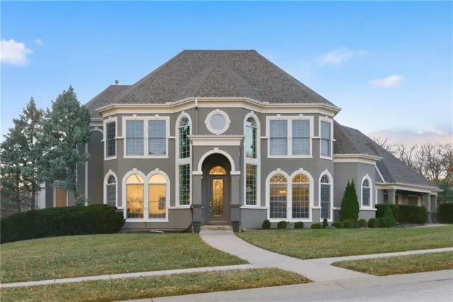 $995,000 | 1581 Sugar Maple Lane, Liberty, MO 64068