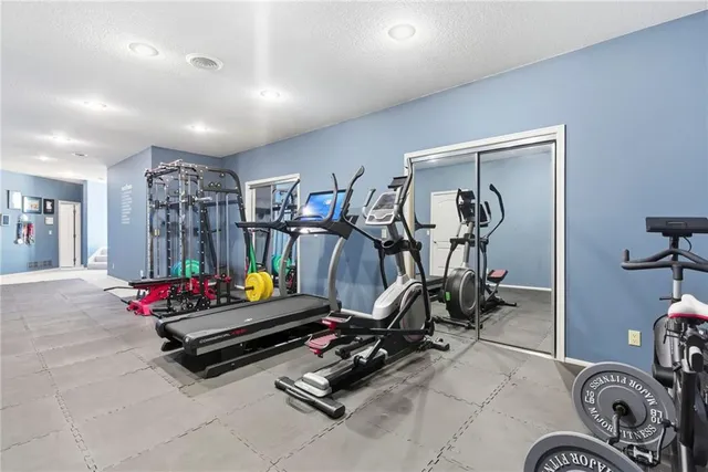 $995,000 | 1581 Sugar Maple Lane, Liberty, MO 64068