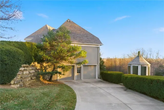 $995,000 | 1581 Sugar Maple Lane, Liberty, MO 64068