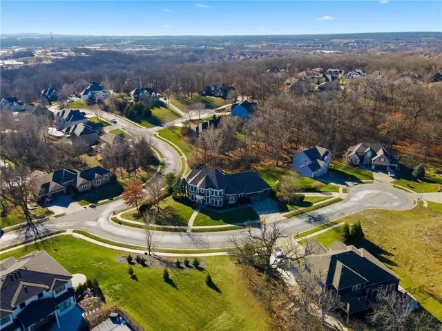 $995,000 | 1581 Sugar Maple Lane, Liberty, MO 64068