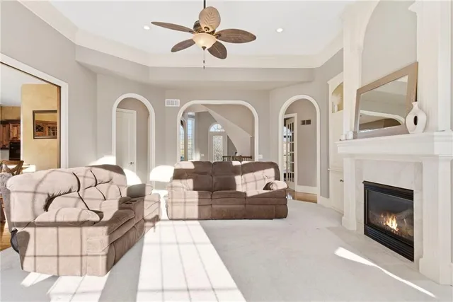 $995,000 | 1581 Sugar Maple Lane, Liberty, MO 64068