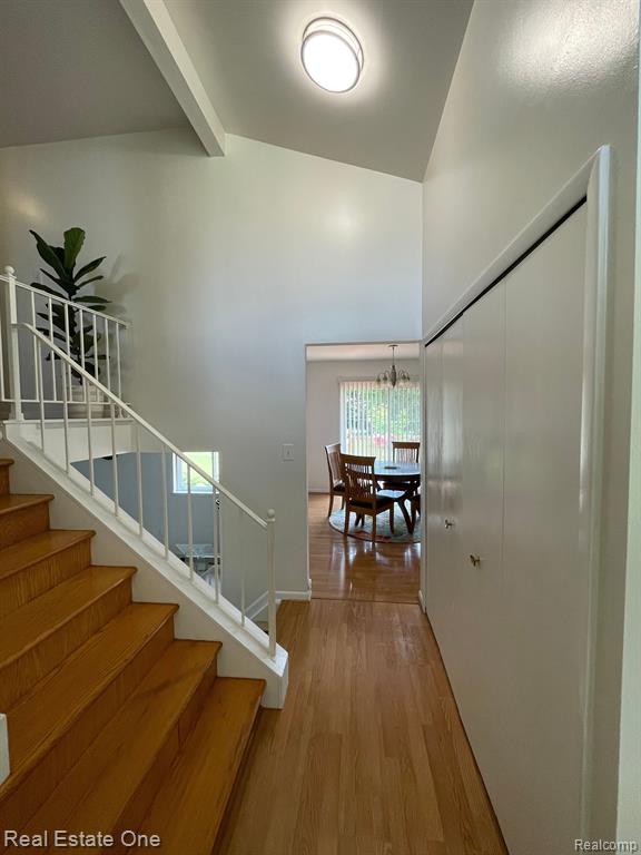 671 Castlebar Drive Rochester Hills, MI 48309 - Photo 5 of 18