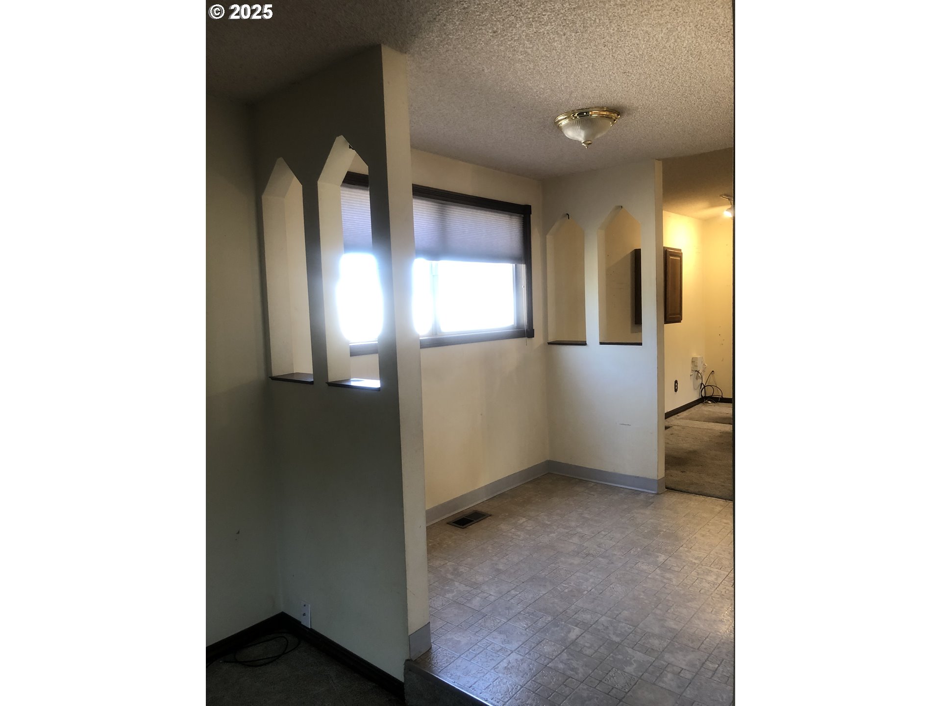 1179 Southeast Maple Place Gresham, OR 97080 - Photo 12 of 14 a view of empty room