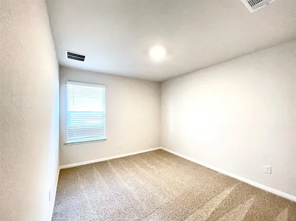 $1,800 | 264 Texas Palmetto Circle, Kyle, TX 78640