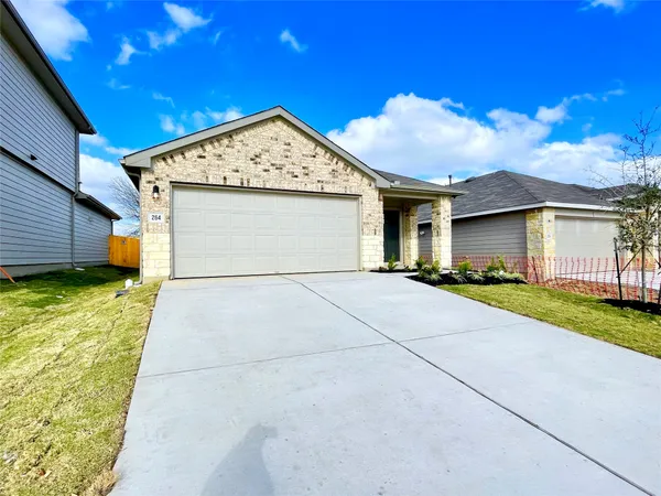 $1,800 | 264 Texas Palmetto Circle, Kyle, TX 78640
