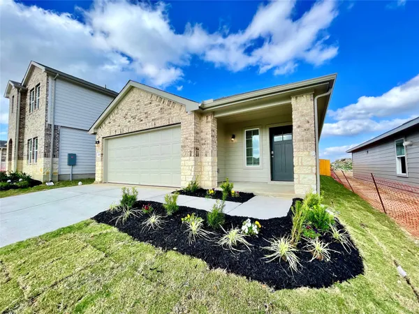 $1,800 | 264 Texas Palmetto Circle, Kyle, TX 78640