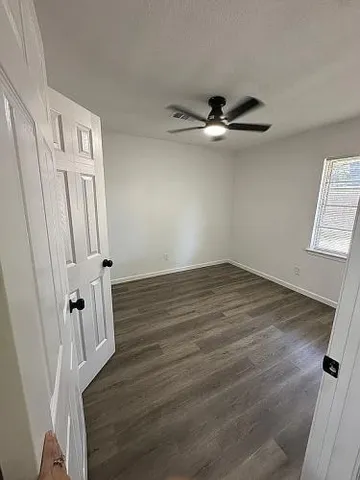 $289,900 | 514 Peach Spring Drive, Houston, TX 77037