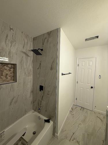 514 Peach Spring Drive Houston, TX 77037 - Photo 7 of 8