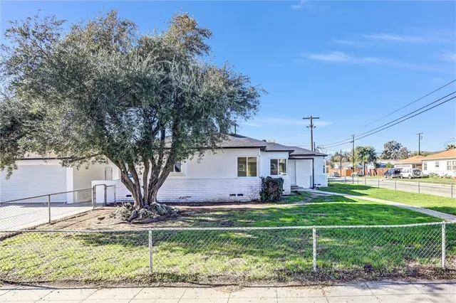 $3,200 | 2686 North Lugo Avenue, San Bernardino, CA 92404