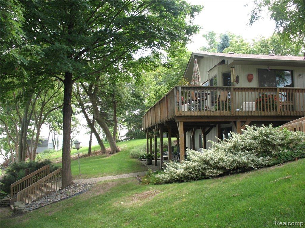 47020 Denton Road Belleville, MI 48111 - Photo 2 of 19 Lakeside