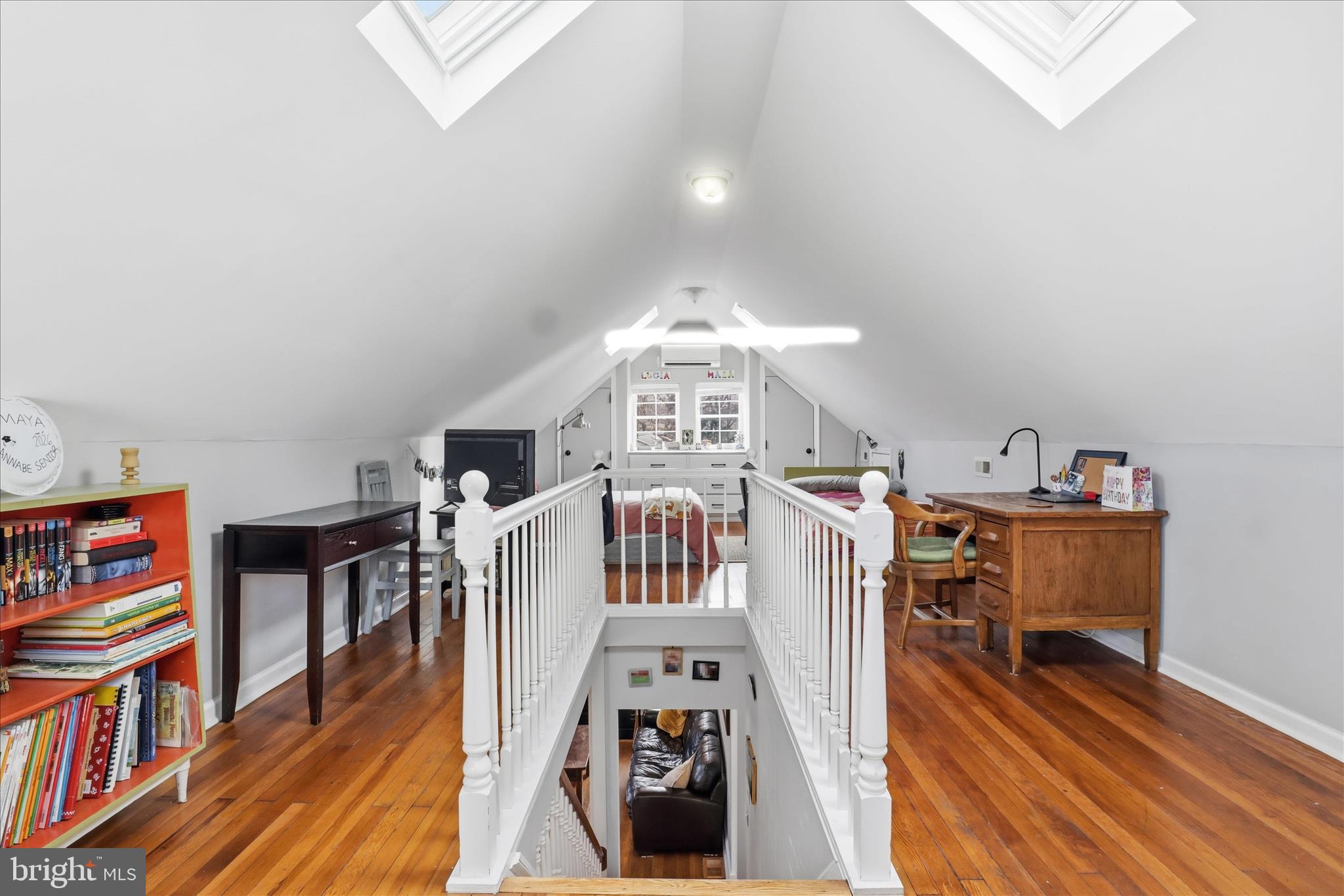 304 Highview Avenue Silver Spring, MD 20901 - Photo 23 of 48 a view of a livingroom with furniture and wooden floor