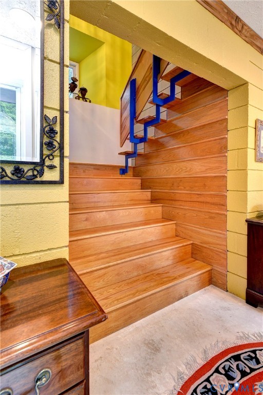 8615 Historical Path Road New Kent, VA 23124 - Photo 11 of 50 a view of walk in balcony