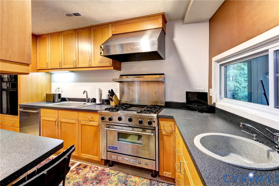 8615 Historical Path Road New Kent, VA 23124 - Photo 22 of 50