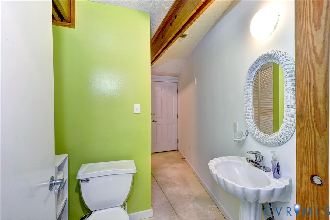 8615 Historical Path Road New Kent, VA 23124 - Photo 24 of 50