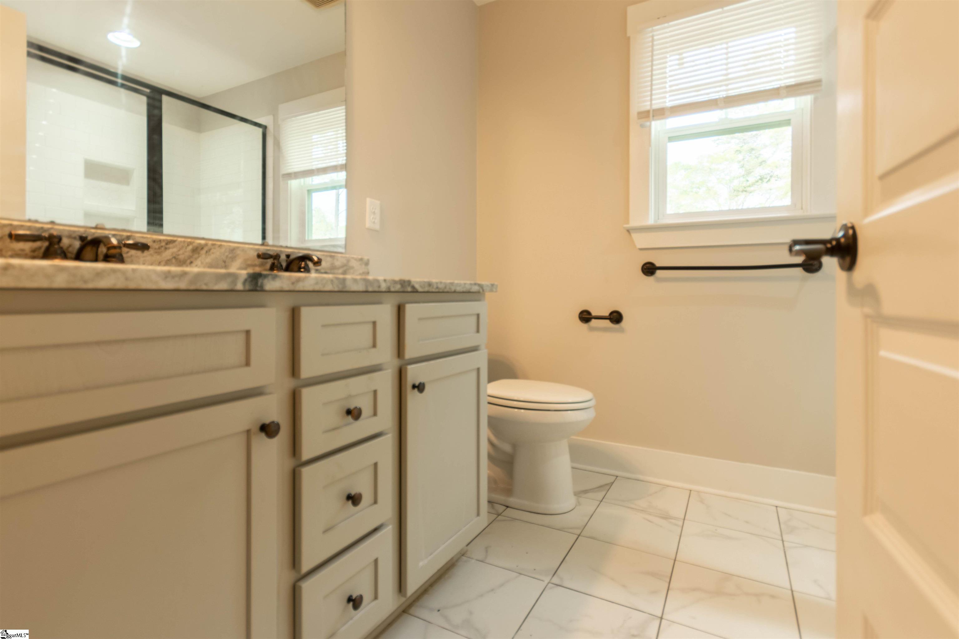 206 Elder Street Greenville, SC 29607 - Photo 7 of 15