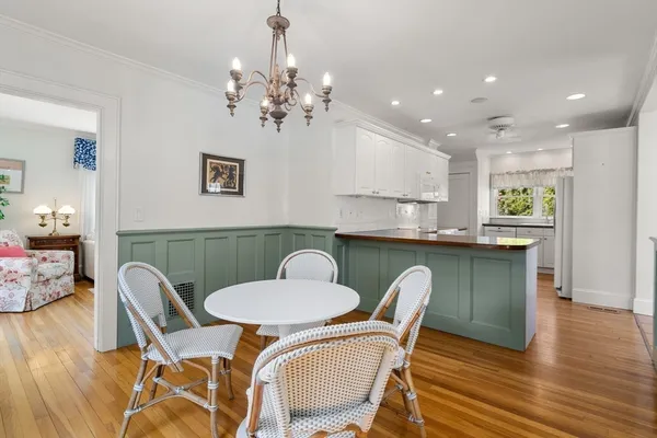 $849,000 | 22 South Lincoln Street, Natick, MA 01760