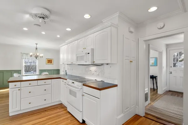 $849,000 | 22 South Lincoln Street, Natick, MA 01760